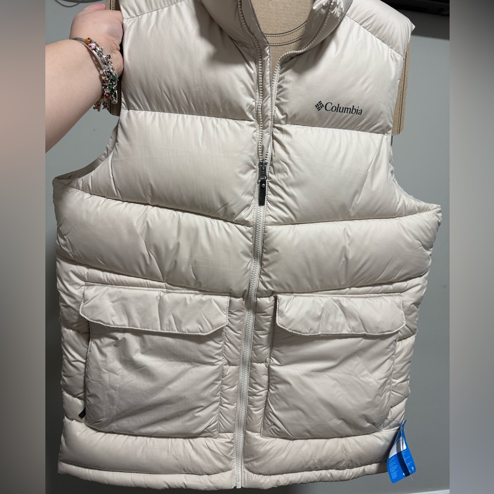 Columbia Beige Puffer Vest